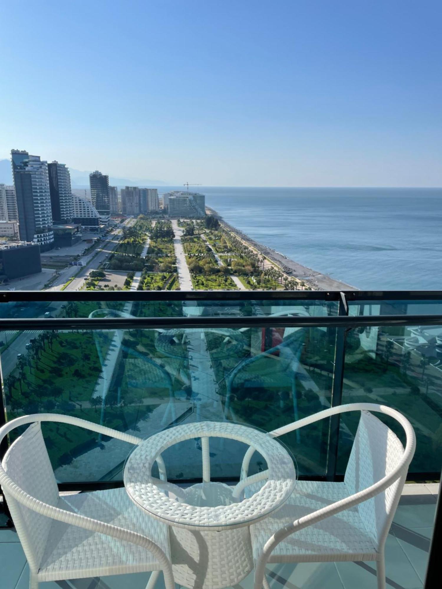باتومي Sea View Apartments Orbi Beach Tower المظهر الخارجي الصورة