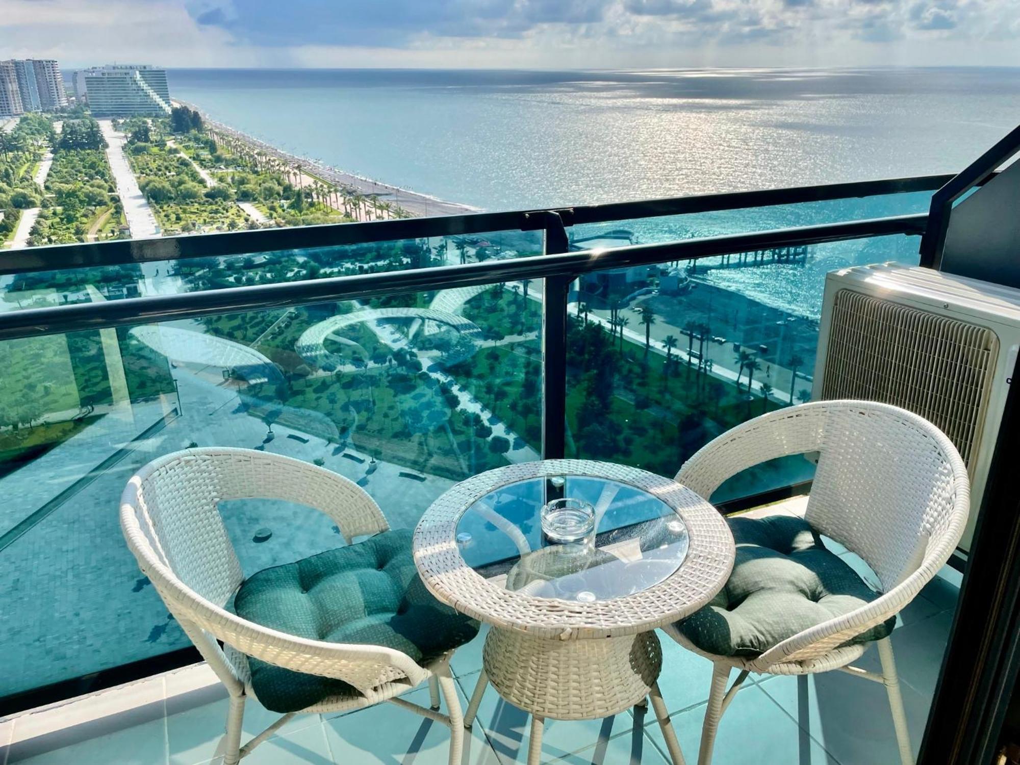 باتومي Sea View Apartments Orbi Beach Tower المظهر الخارجي الصورة